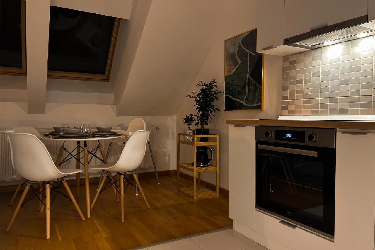 Apartamento Downtown C22 Bucarest Exterior foto