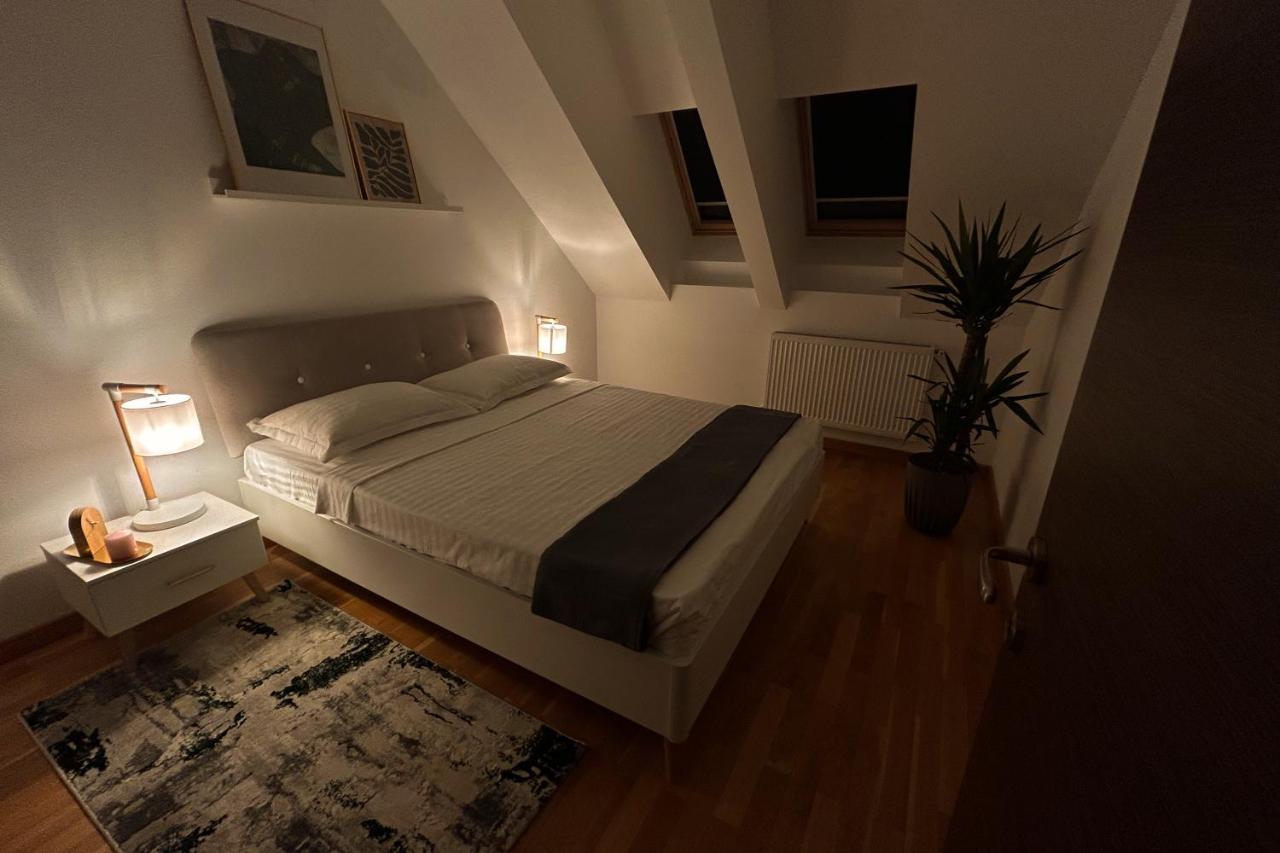 Apartamento Downtown C22 Bucarest Exterior foto