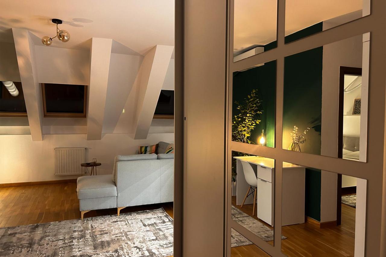 Apartamento Downtown C22 Bucarest Exterior foto